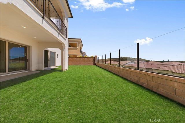 118 Sunnybank, Irvine, CA 92618