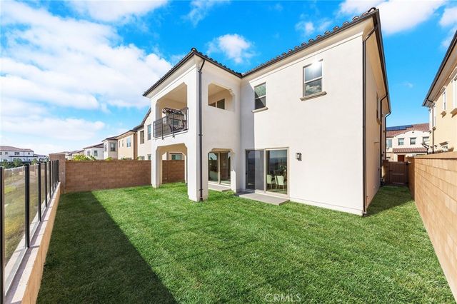118 Sunnybank, Irvine, CA 92618