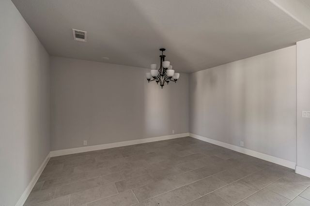 402 W Milas Lane, Glenn Heights, TX 75154
