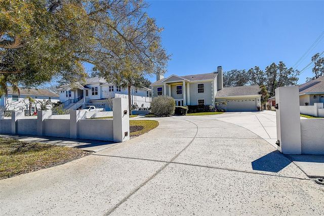 1607 GULF ROAD, Tarpon Springs, FL 34689