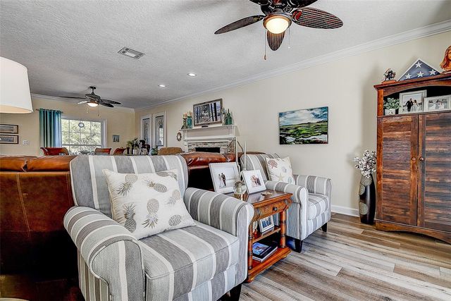 1607 GULF ROAD, Tarpon Springs, FL 34689