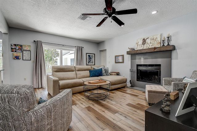 1607 GULF ROAD, Tarpon Springs, FL 34689