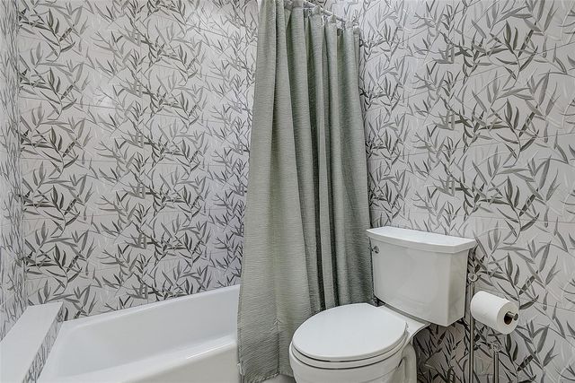 1607 GULF ROAD, Tarpon Springs, FL 34689