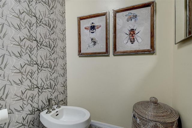 1607 GULF ROAD, Tarpon Springs, FL 34689