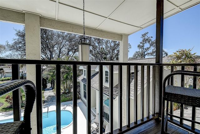 1607 GULF ROAD, Tarpon Springs, FL 34689