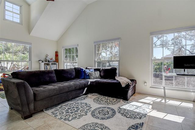 1607 GULF ROAD, Tarpon Springs, FL 34689