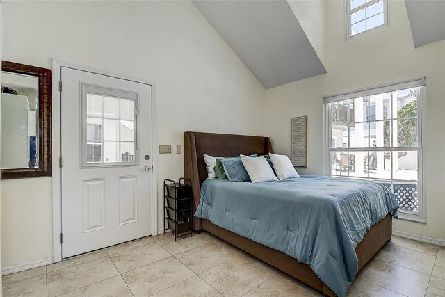 1607 GULF ROAD, Tarpon Springs, FL 34689