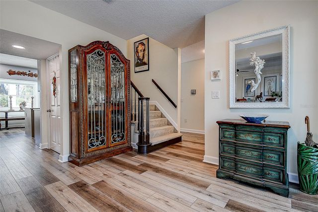 1607 GULF ROAD, Tarpon Springs, FL 34689