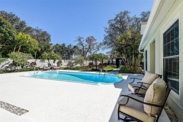 1607 GULF ROAD, Tarpon Springs, FL 34689