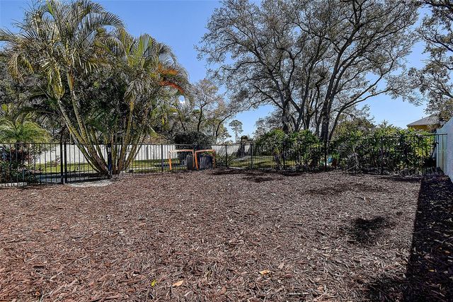 1607 GULF ROAD, Tarpon Springs, FL 34689