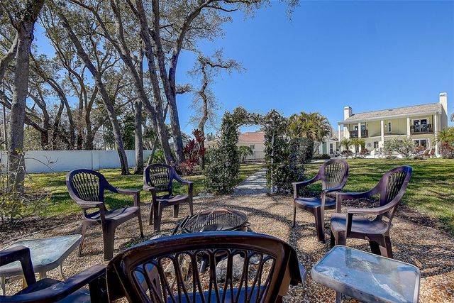 1607 GULF ROAD, Tarpon Springs, FL 34689