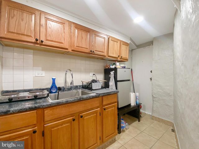 229 E ROCKLAND ST, Philadelphia, PA 19120