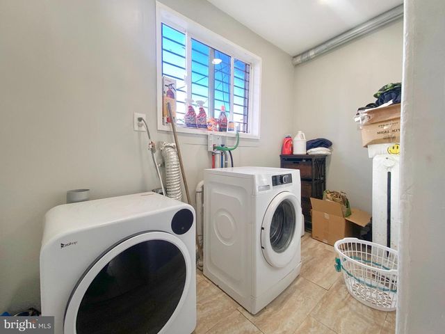 229 E ROCKLAND ST, Philadelphia, PA 19120