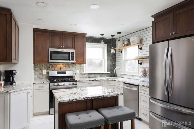 171 N Main Street SE, Milltown, NJ 08850