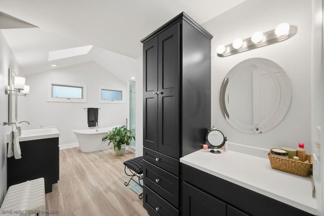 10135 5th Avenue Cutoff, Countryside, IL 60525