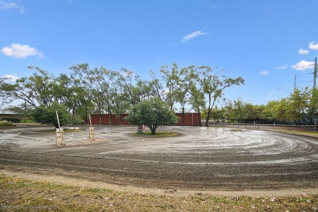 10135 5th Avenue Cutoff, Countryside, IL 60525