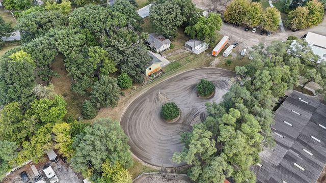 10135 5th Avenue Cutoff, Countryside, IL 60525