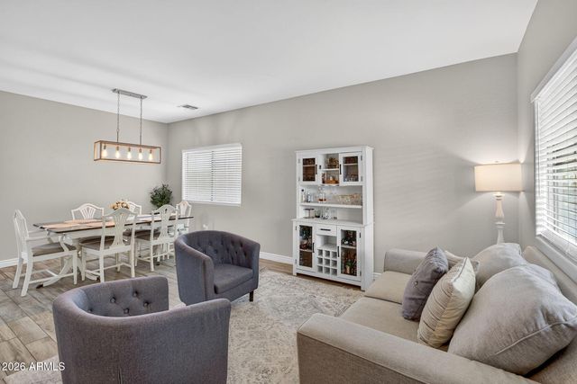 118 W DRAGON TREE Avenue, Queen Creek, AZ 85140