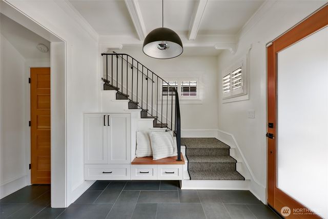 1110 E Denny, Seattle, WA 98122