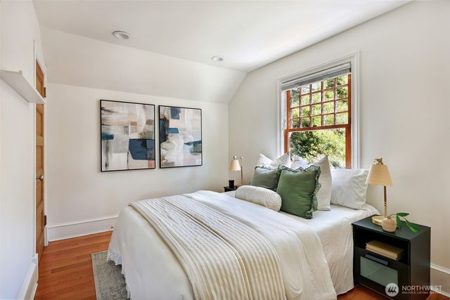 1110 E Denny, Seattle, WA 98122