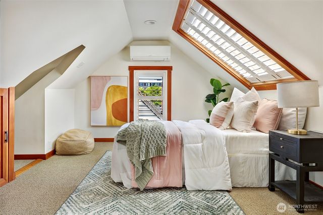 1110 E Denny, Seattle, WA 98122