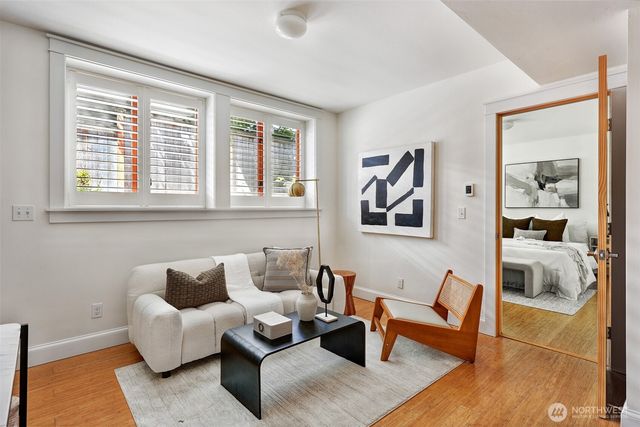 1110 E Denny, Seattle, WA 98122