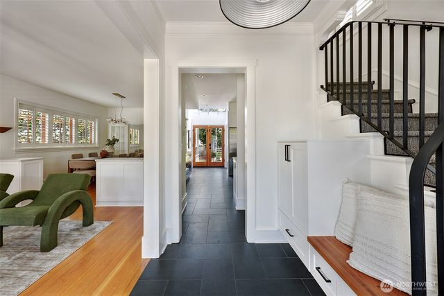 1110 E Denny, Seattle, WA 98122