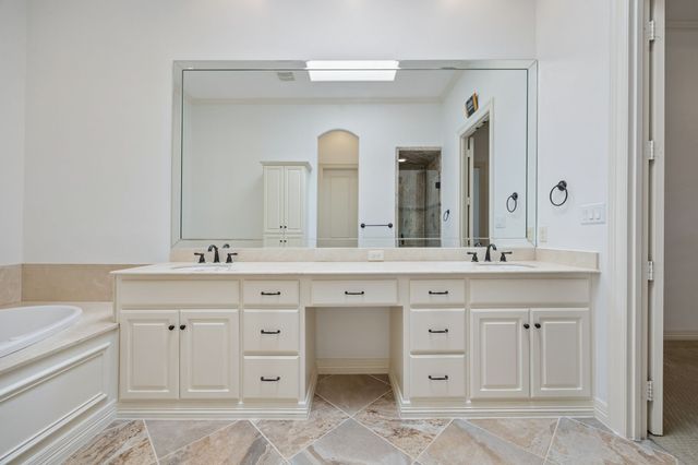 2121 Fawnwood Drive, Plano, TX 75093