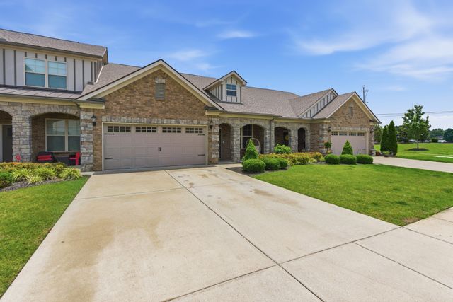 2108 Halfmoon Way, Murfreesboro, TN 37130