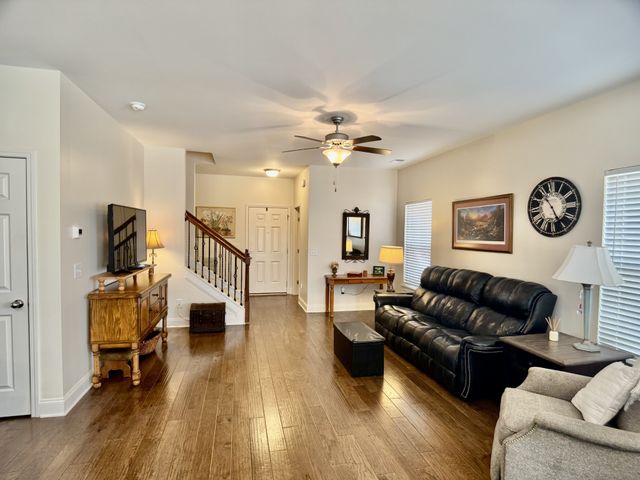 1045 Alexandria Way, Lebanon, TN 37087