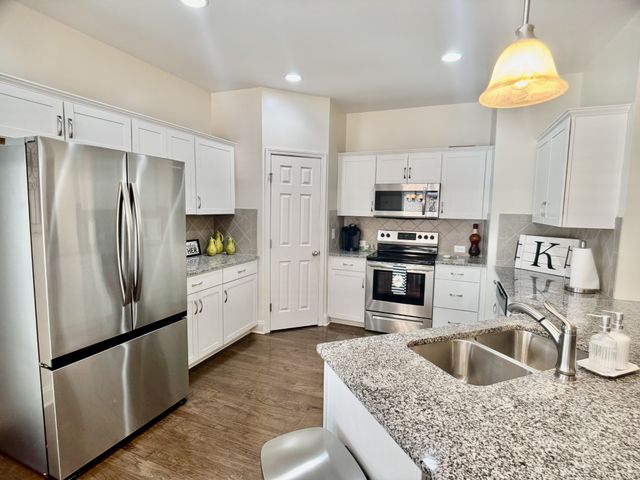 1045 Alexandria Way, Lebanon, TN 37087