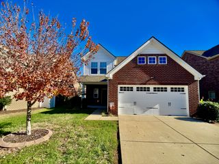 1045 Alexandria Way, Lebanon, TN 37087