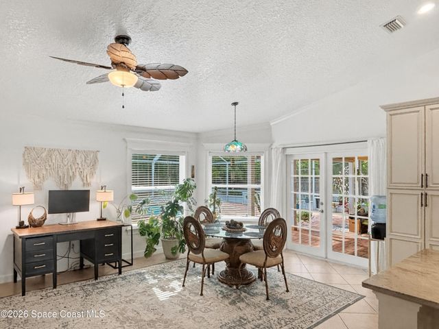 1560 Gisinger Court NW, Palm Bay, FL 32907