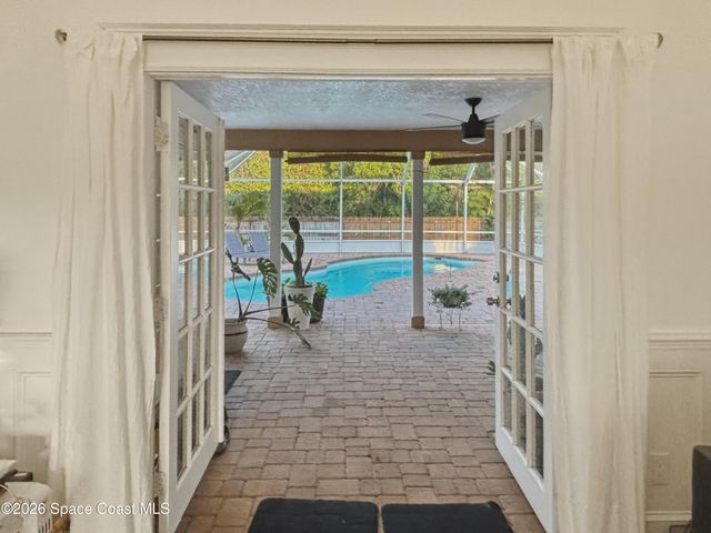 1560 Gisinger Court NW, Palm Bay, FL 32907