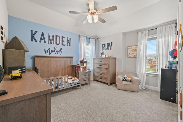 210 Purple Heart DR, Buda, TX 78610