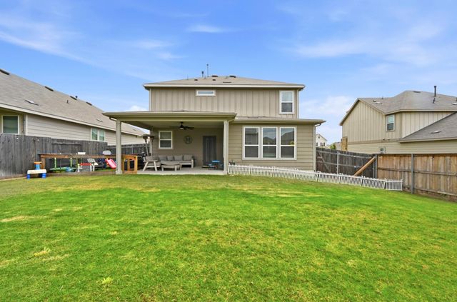210 Purple Heart DR, Buda, TX 78610