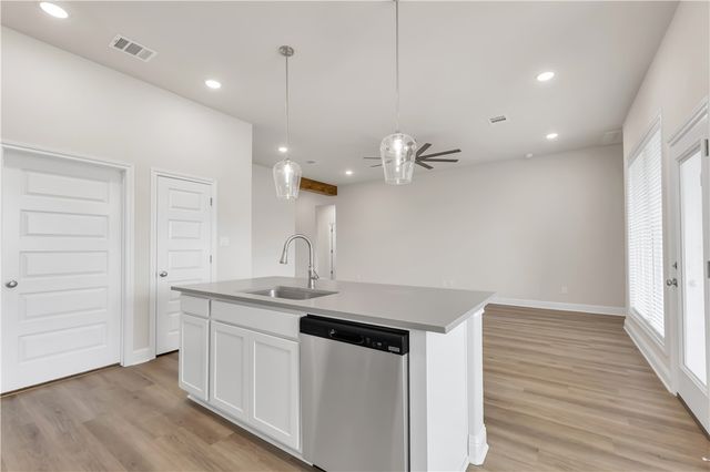 5936 Eldora Drive, College Station, TX 77845