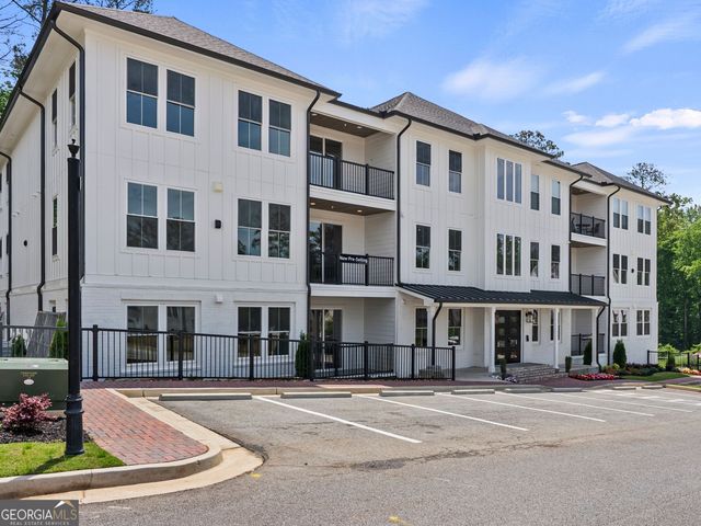 1050 Blair Lane 103, Peachtree City, GA 30269