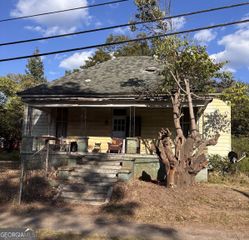 296 N Washington Avenue, Talbotton, GA 31827