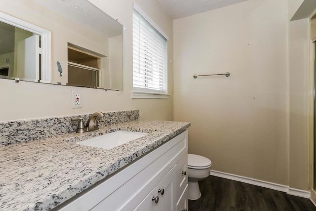 8422 Bandridge Road, La Porte, TX 77571