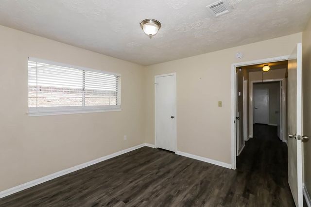 8422 Bandridge Road, La Porte, TX 77571