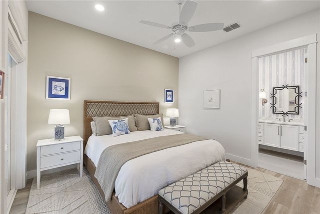 523 Sunrise Ave, Port Aransas, TX 78373