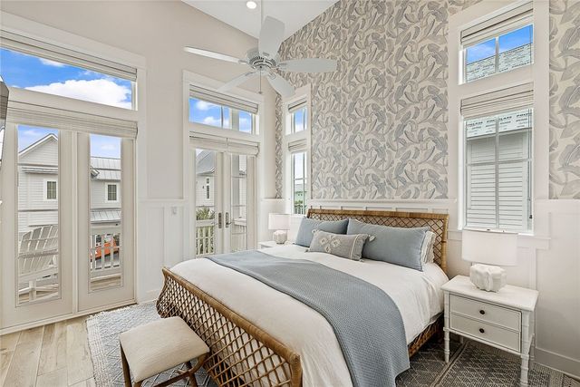 523 Sunrise Ave, Port Aransas, TX 78373