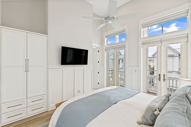 523 Sunrise Ave, Port Aransas, TX 78373