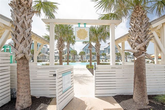 523 Sunrise Ave, Port Aransas, TX 78373