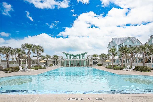 523 Sunrise Ave, Port Aransas, TX 78373