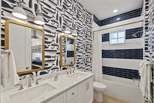 523 Sunrise Ave, Port Aransas, TX 78373