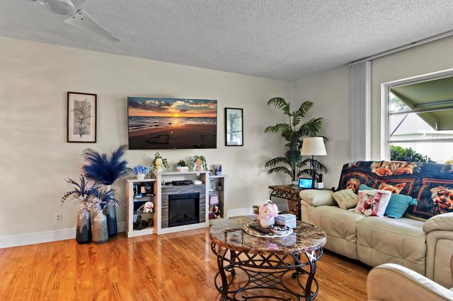 5078 Lakefront Boulevard D, Delray Beach, FL 33484
