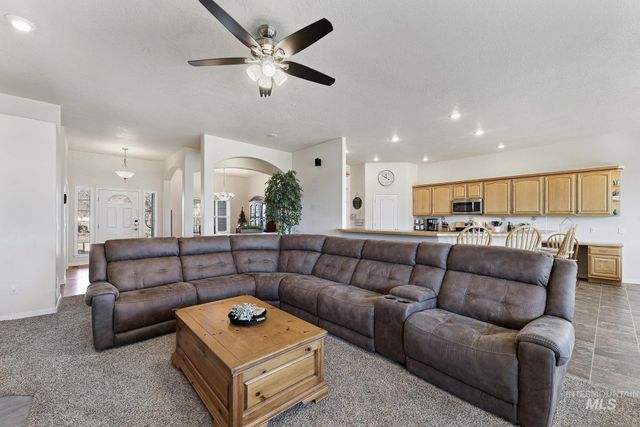 3078 N Brumby Ln, Kuna, ID 83634