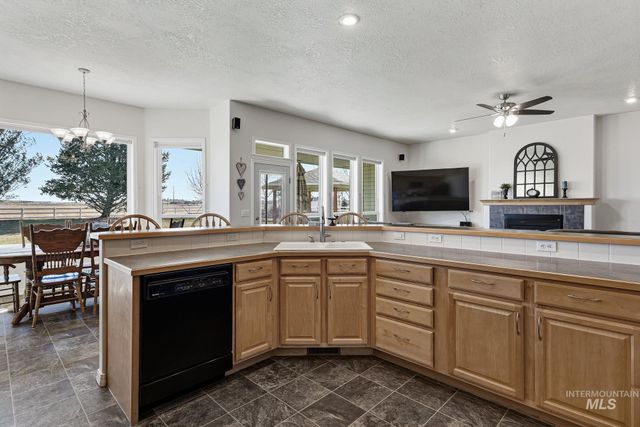 3078 N Brumby Ln, Kuna, ID 83634